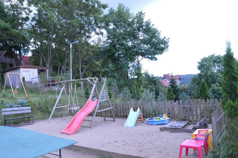 Hôtel Osrodek Wczasowy Zloty Dab - Domki à Miedzyzdroje Extérieur photo